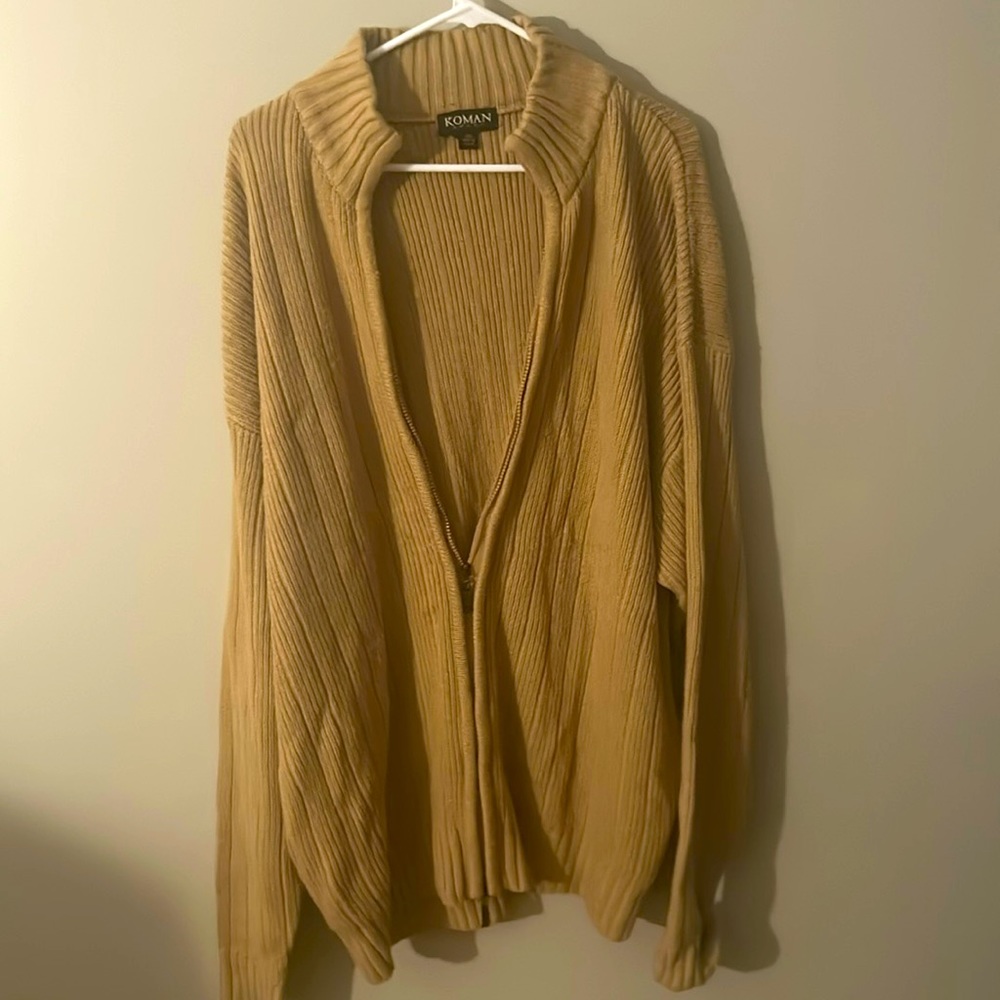 Men’s koman zip up sweatshirt like new